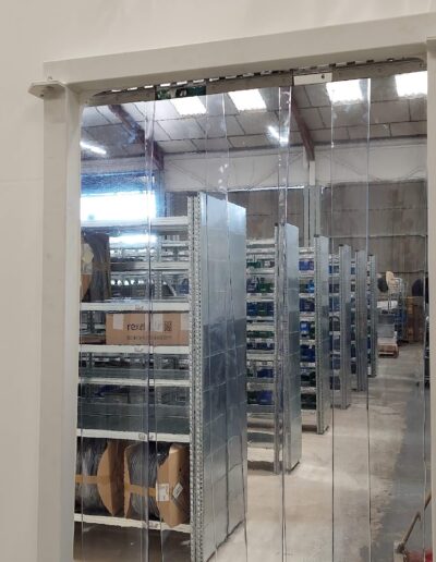 porte a lamelle cloison souple industrielle